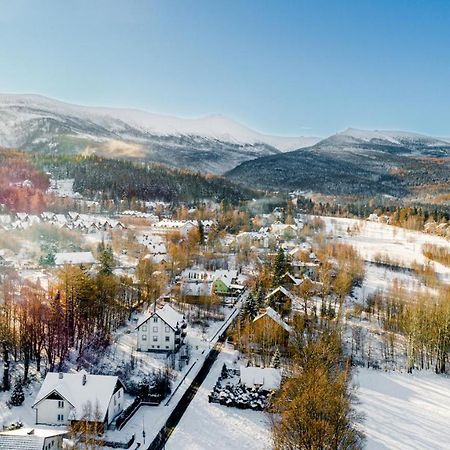 Wonder Home - Apartament Z Garazem, Ogrodkiem, Miejscem Na Grilla I Widokiem Na Karkonosze Karpacz Dış mekan fotoğraf